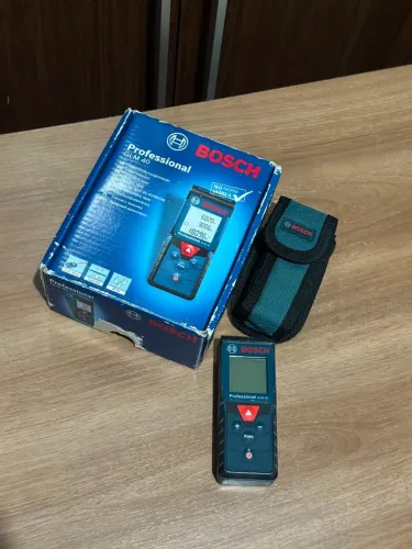 Trena Medidor a Laser De Distancia Bosch GLM 40 Com Bolsa