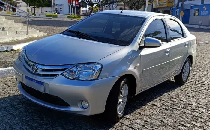 Toyota Etios XLS Sedan 1.5 Flex 16V 4P Mec. 2014