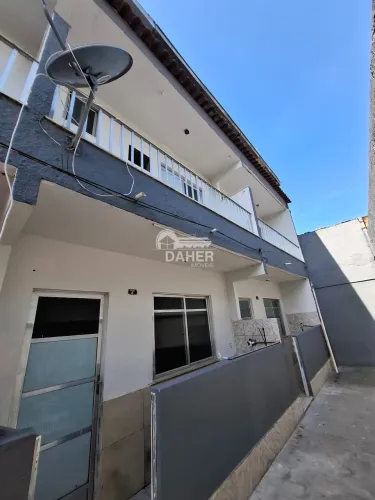 Casa de Vila 1 Quarto c/Vaga, em Quintino - Cód CDQ 194