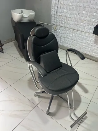 Cadeira de cabeleireira hidráulica e reclinável