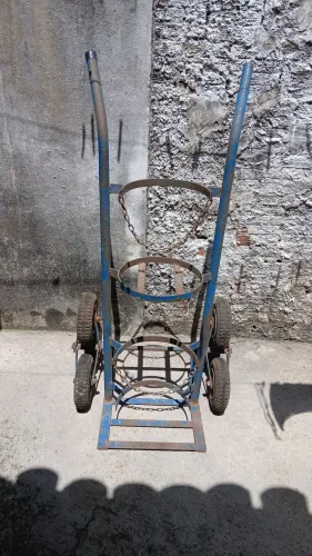 Carrinho sobe escadas ideal para transportar garrafão de água