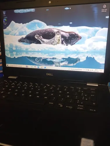 Notebook Dell i3 sétima geração seminovo