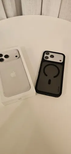Iphone Apple 18 Pro Max 256GB - Silver (Prata)