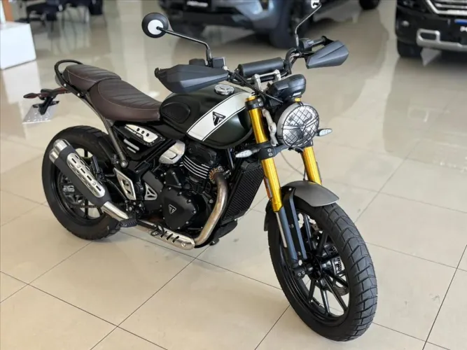 TRIUMPH SCRAMBLER 400 X
