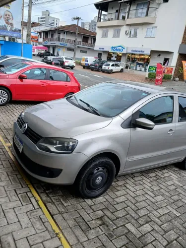 Volkswagen Fox 1.6 MI Total Flex 8V 5P 2012