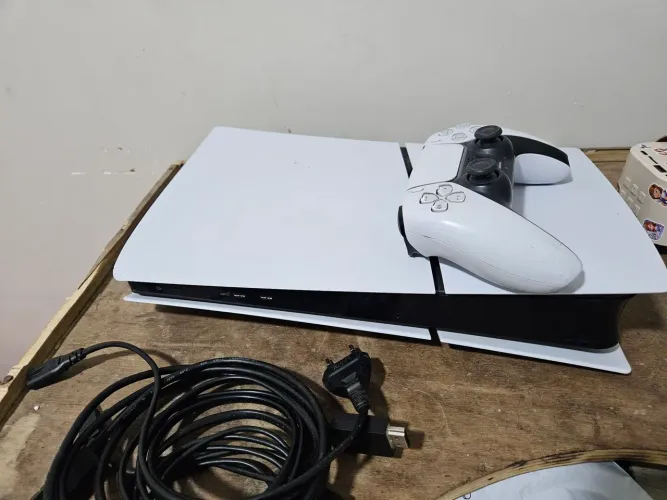 Ps5 slim sem lritor de disco 800gb