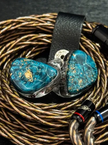 Symphony HEXAD -2 Super tweeter + 2 DD em camara +2 sonion (cabo 8w 4.4mm)