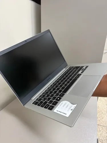 SSG GLAXYBOOK GO 7c