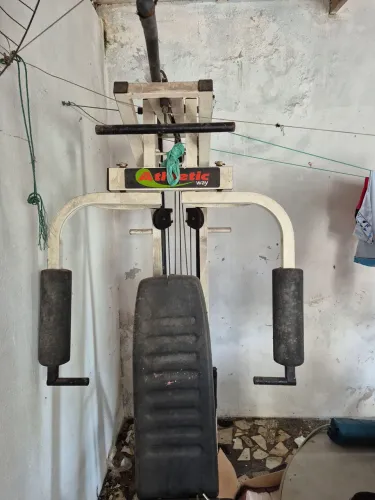 Vende-se uma estação. 