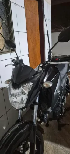 Vende-se Yamaha YS150 Fazer