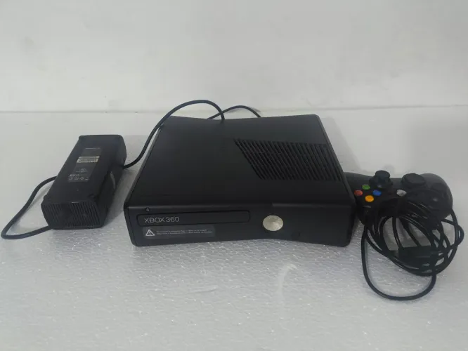 Xbox 360 HD RGH com HD 120gb