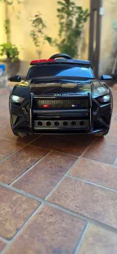 Carro elétrico viatura