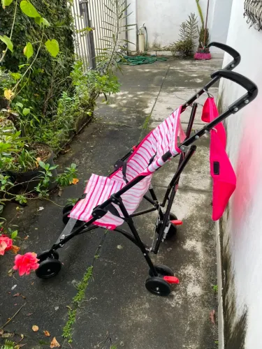 Carrinho de bebê - Guarda Chuva