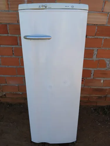 Geladeira ELETROLUX FUNCIONANDO PERFEITAMENTE