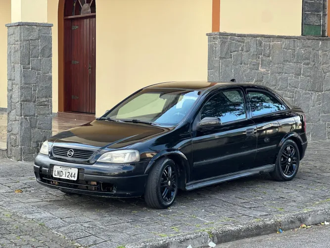 Chevrolet Astra 2.0/ CD/ Sunny/ GLS 2.0 8V 3P 2000