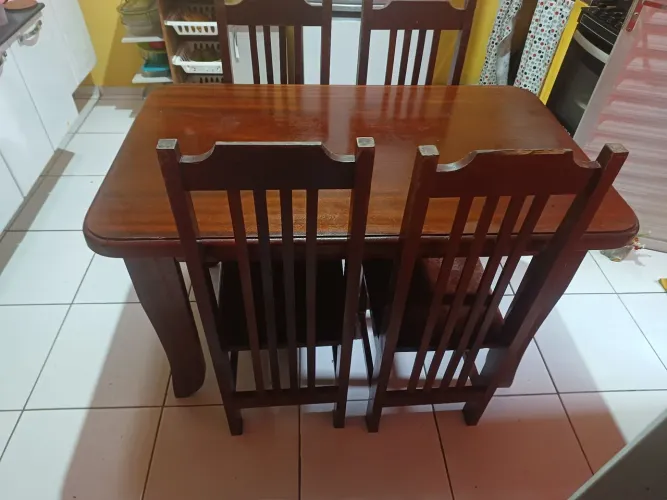 Mesa de Madeira