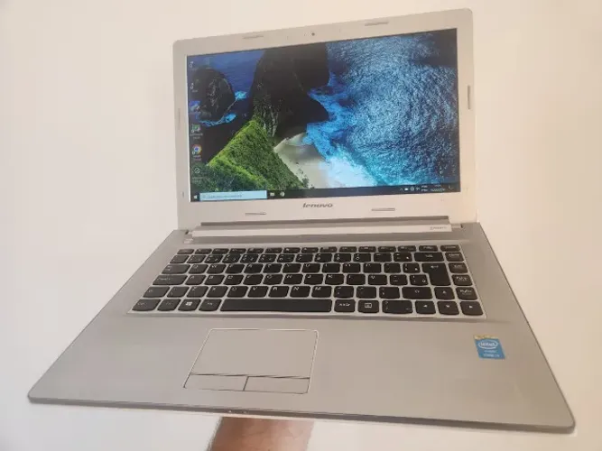 Notebook Gamer Lenovo Core i7 Placa de Vídeo 2GB Offboard Dedicada 8GB RAM SSD