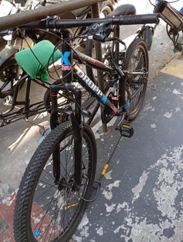 Bicicleta Aro 26 Dropp Freeride 21 vel freio A disco