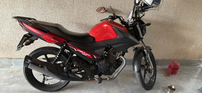 Yamaha Factor 2023 único dono