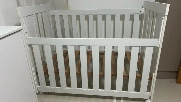 Berço com colchão