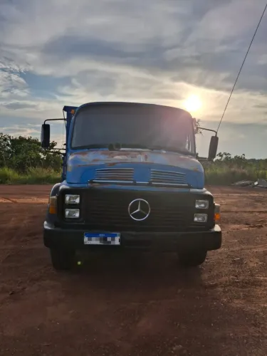 Vende-se caminhão 1318