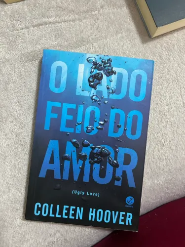 livro Collen Hoover