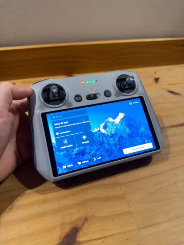 Novíssimo Controle RC DJI com Tela