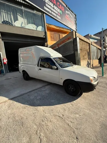 Ford Courier 1.6 L/ 1.6 Flex 2011
