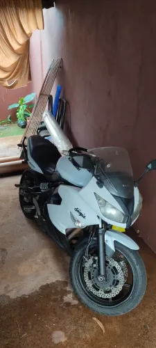 Vendo Kawasaki 2011, baixa da fipe