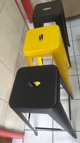 Vendo 3 banquetas tolix alta 76cm de altura Novas
