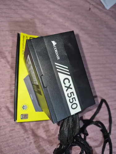 Fonte Corsair CX 550