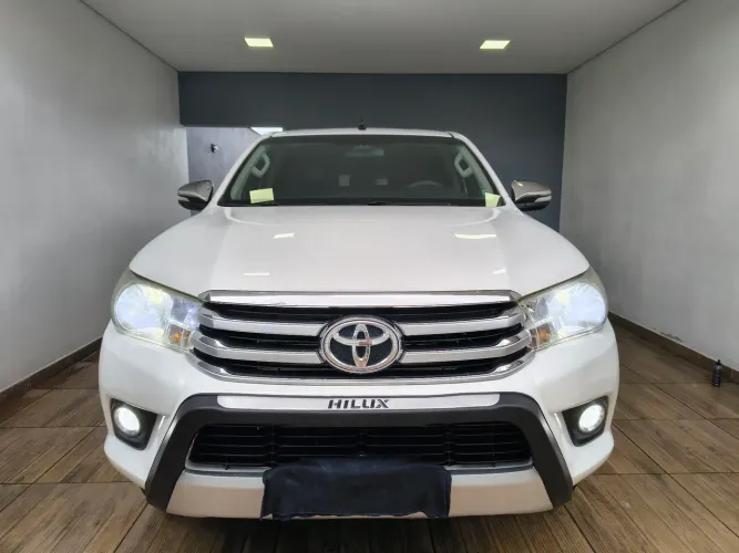 Toyota Hilux CD SRV 4X4 2.8 TDI Diesel Aut. 2016
