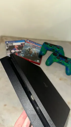 Playstation 4 Slim