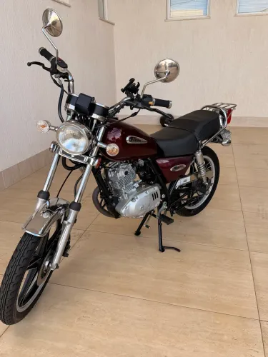 Moto suzuki intruder 125 2010/2011