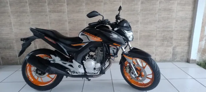 Honda CB 250F Twister ABS - 33.500 Km Rodados