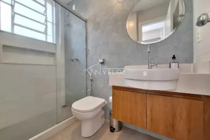 Apartamento : / Residencial / Laranjeiras