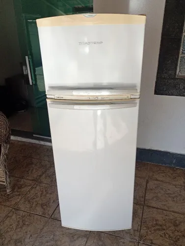Brastemp, Fostfree, 324 litros.