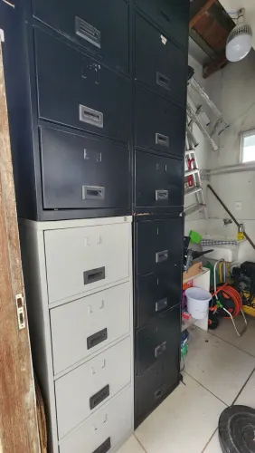 Arquivo de aço 4 gavetas 