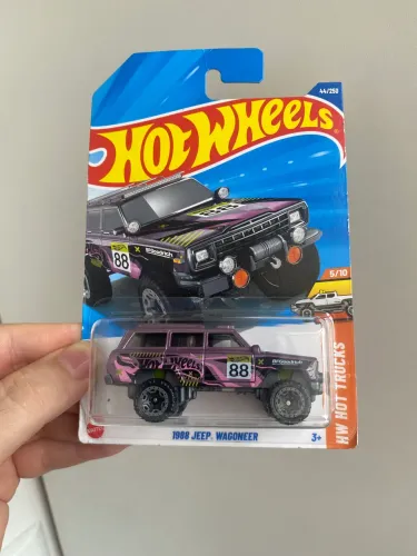 Carrinho Hotwheels 1988 Jeep Wagoneer Novo 1:64 Hot Wheels