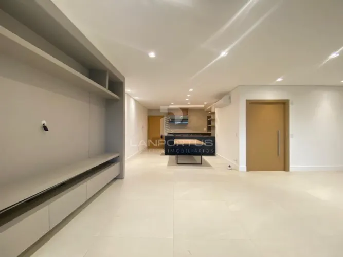 Apartamento padrão com 227m², 4 Quartos sendo 4 Suítes para locação no Jardim Ilhas do Sul