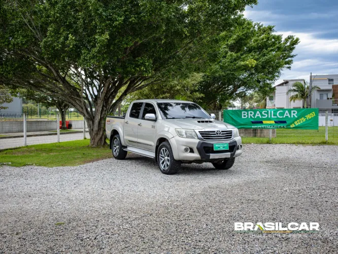Toyota Hilux CD SRV D4-d 4X4 3.0 TDI Diesel AUT 2013