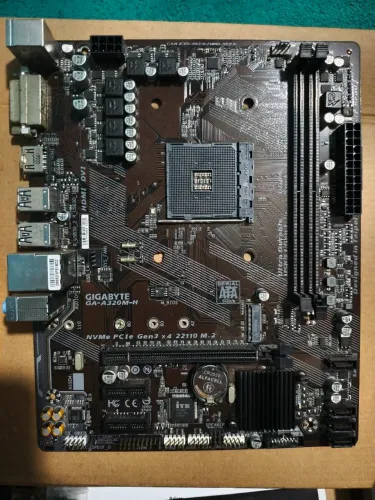 Placa-mãe Gigabyte A320M-H AM4 DDR4 ? Funcionando perfeitamente