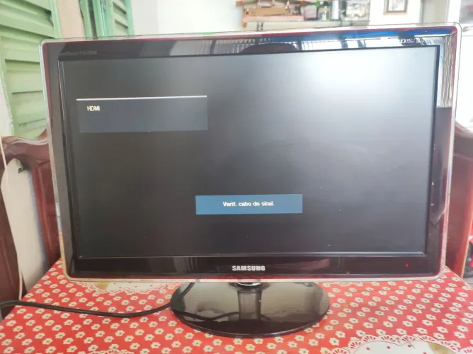 Tv e monitor Samsung 24 Pol perfeita funcionando tudo troco
