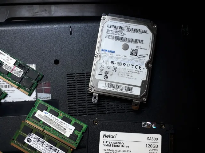 Ssd sata 120 gb HD 320 gb e 6 memórias ram
