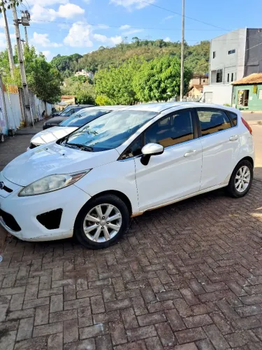Ford Fiesta SE 1.6 16V Flex 5P 2012