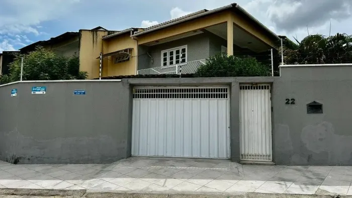 Belíssima Casa Duplex para Locação - Maraponga | Loteamento Cartier José Célio Gurgel