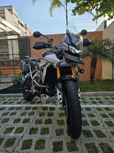 Triumph Tiger 900 rally pro