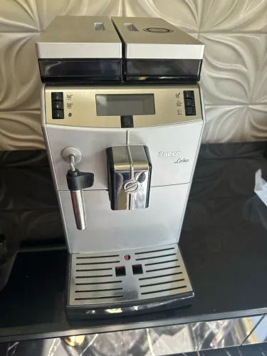Maquina de Café expresso Saeco Lirika