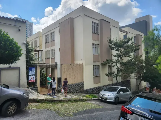 Apartamento 3 Quartos com Varanda no Bairro Luxemburgo