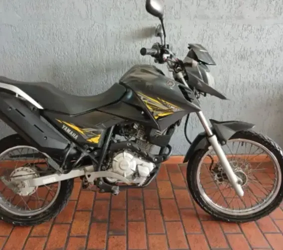 Crosser E 2017